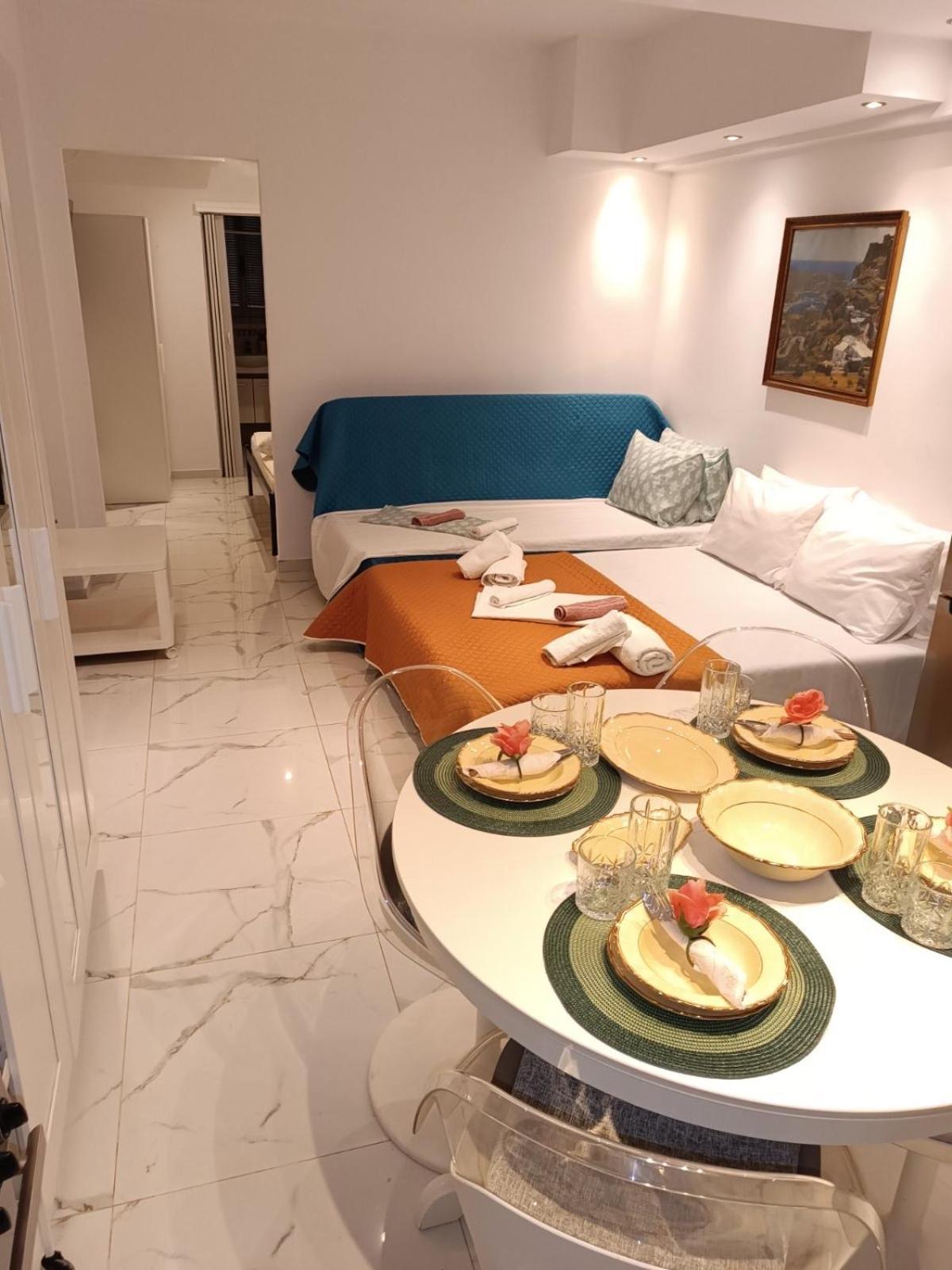 Giannis Apartment Афины Экстерьер фото
